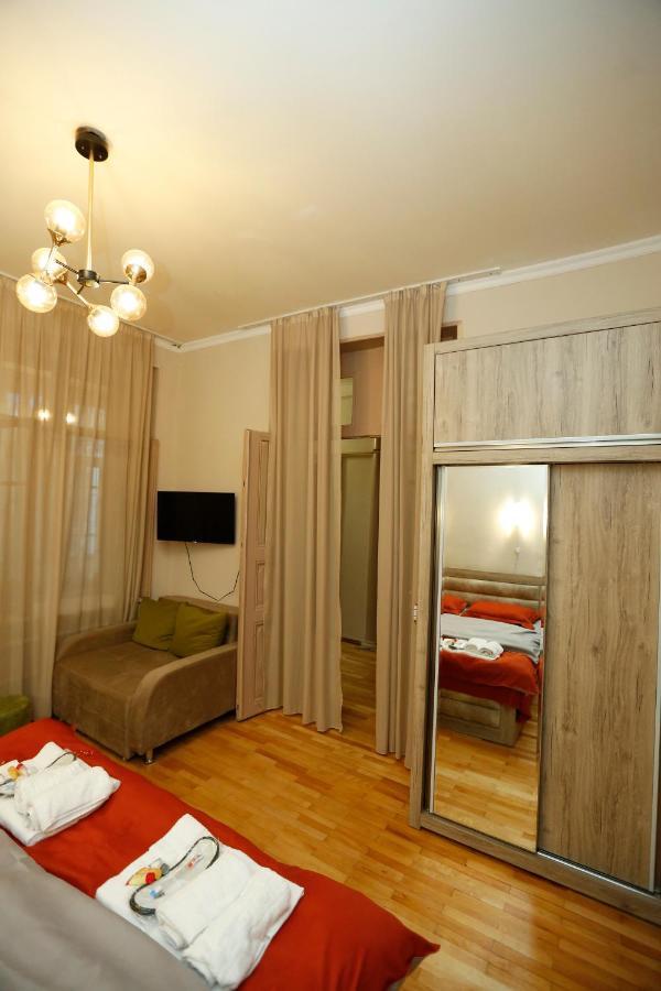 Apartamento Old Tbilisi N&M Exterior foto