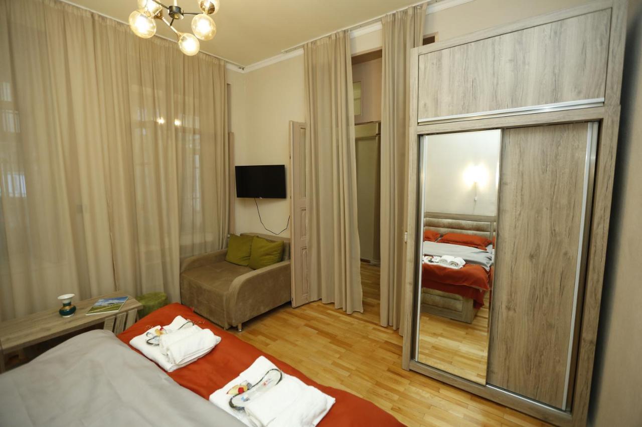 Apartamento Old Tbilisi N&M Exterior foto